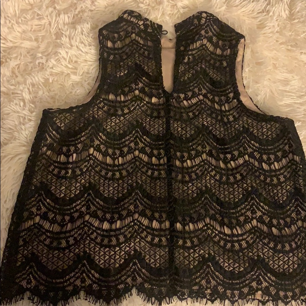 Top - Picture 2 of 3